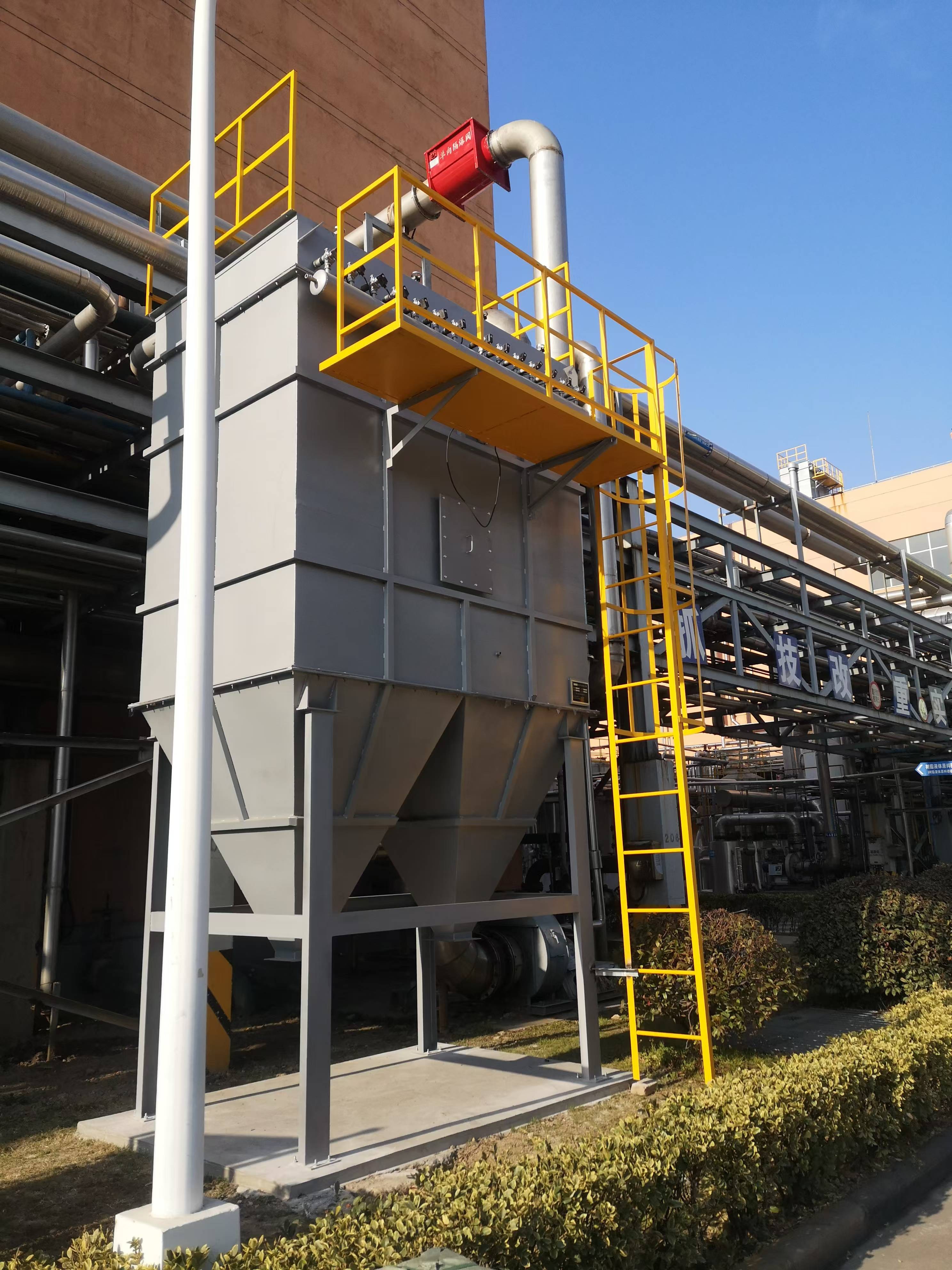 Industrial bag dust collector