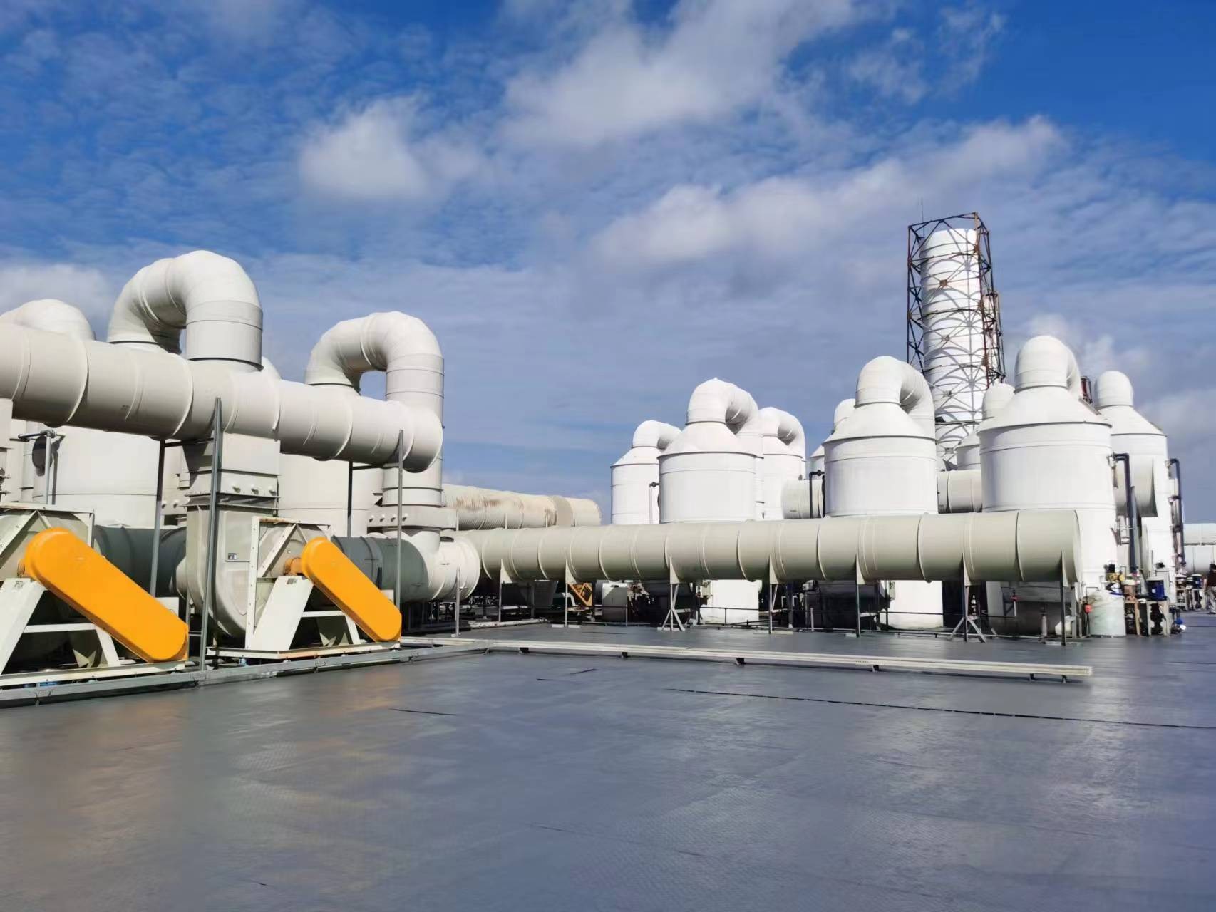 What are the regulations for disposing of spent scrubbing solutions?